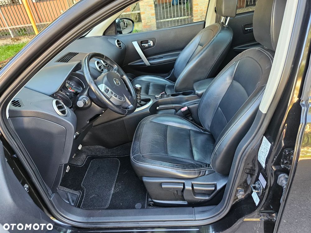 Nissan Qashqai 2.0 4x4 visia - 3