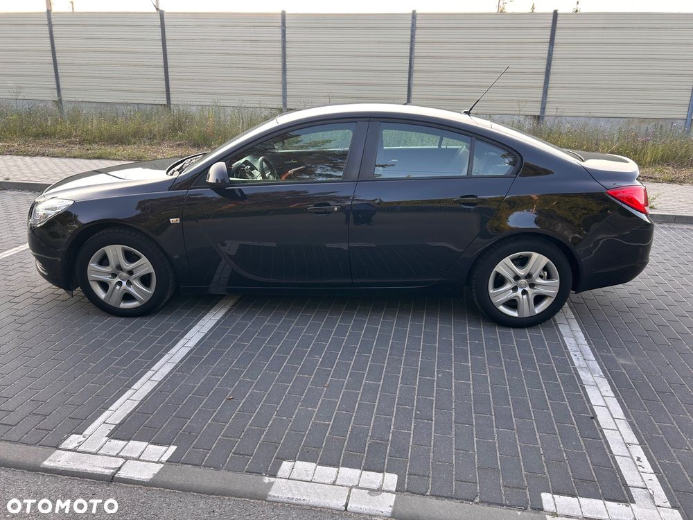 Opel Insignia 1.6 - 6