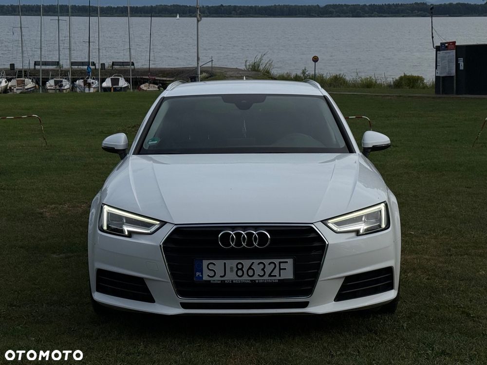 Audi A4 Avant 2.0 TDI Design S tronic - 4