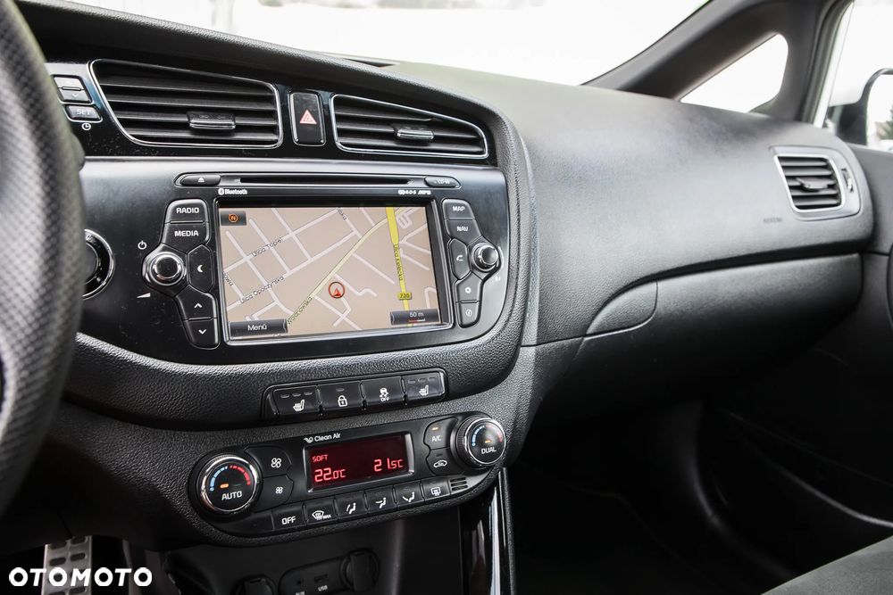 Kia Ceed 1.6 T-GDI GT - 27