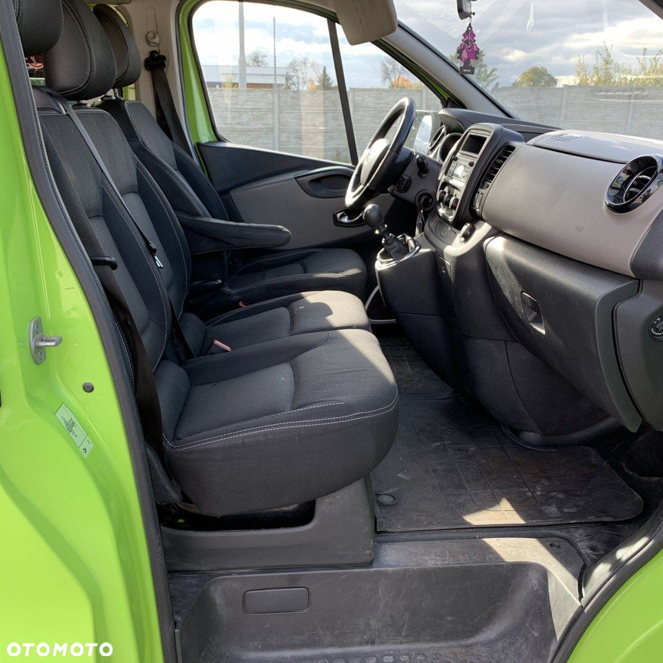 Renault Trafic - 23