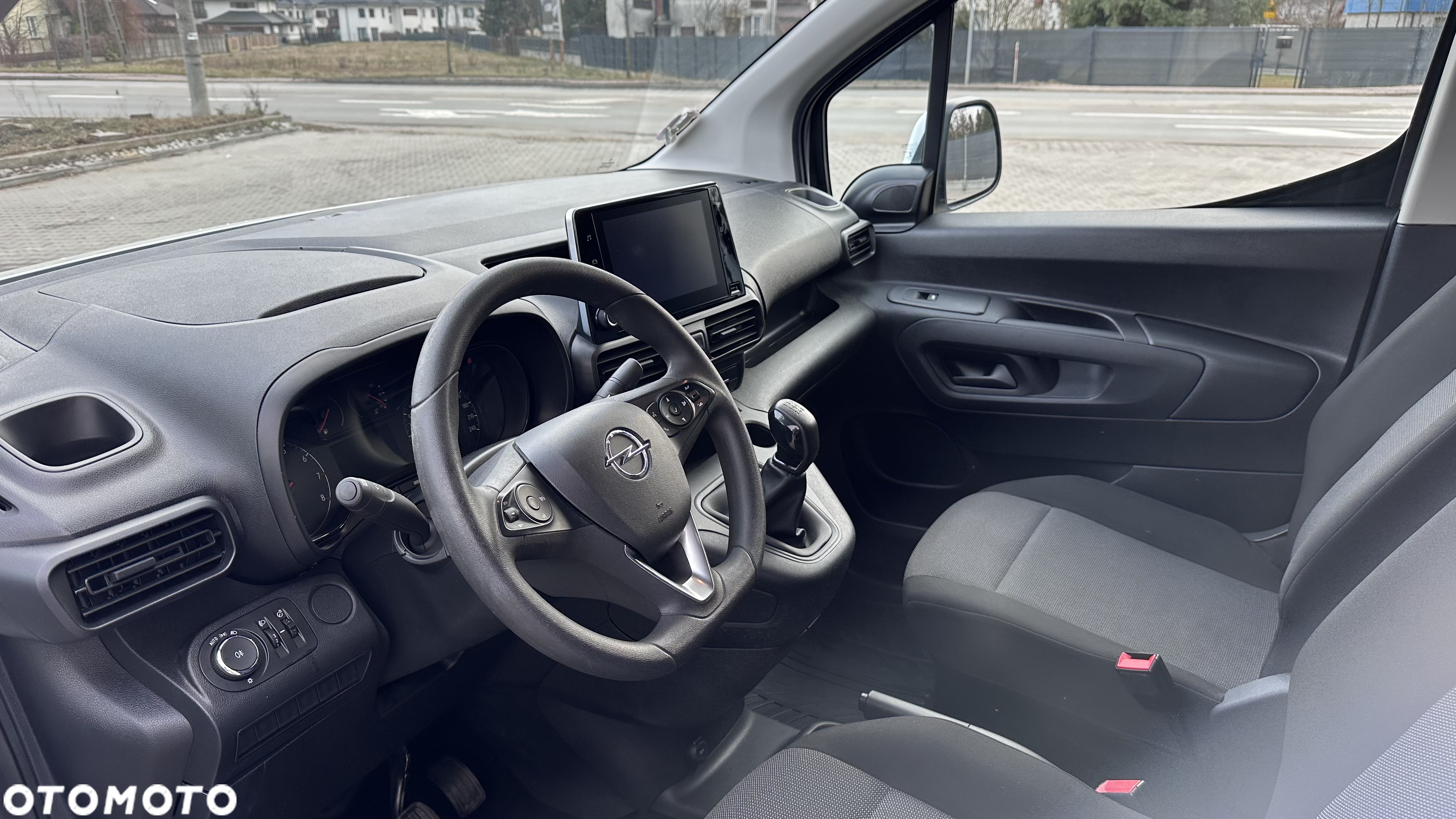 Opel COMBO - 10