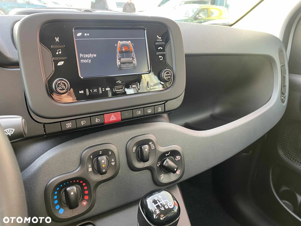 Fiat Panda Pandina 1.0 Hybrid - 11