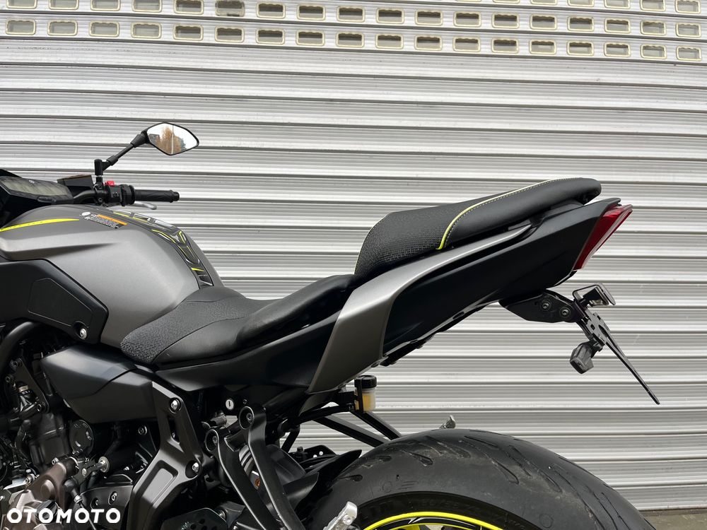 Yamaha MT - 13