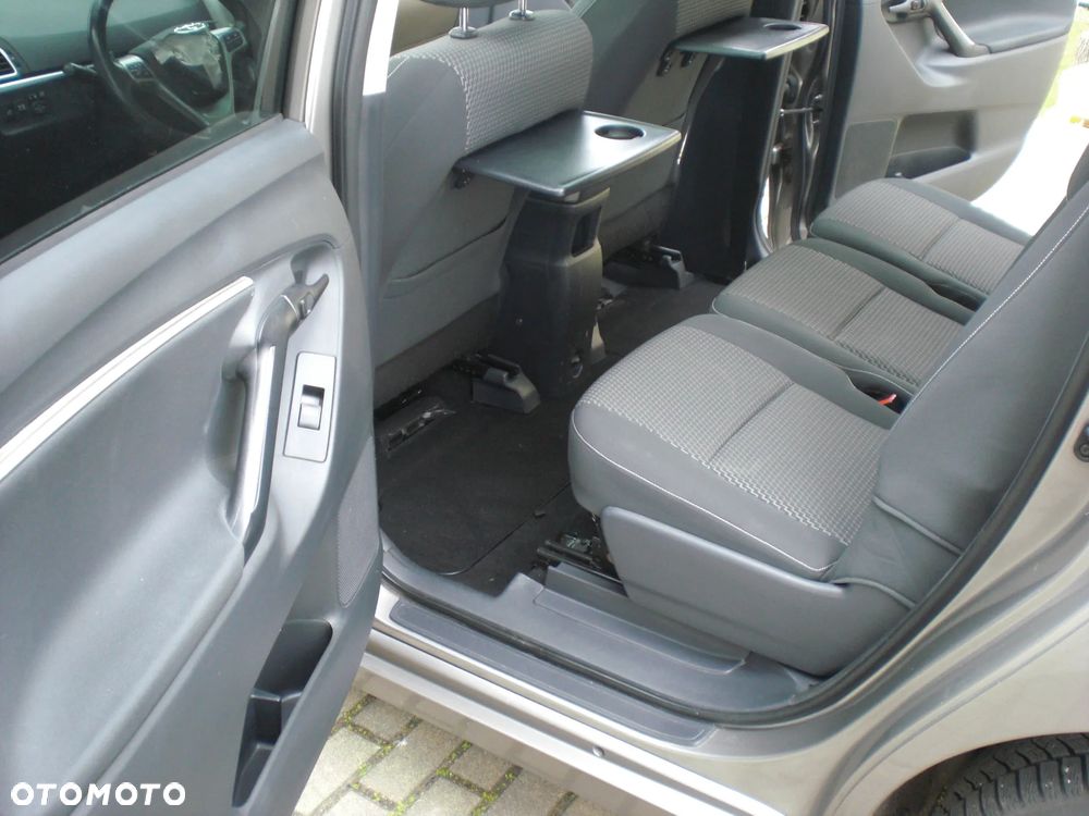 Toyota Verso - 21