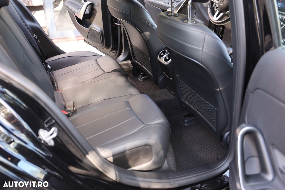 Mercedes-Benz A 200 d 8G-DCT Edition 2020 - 14