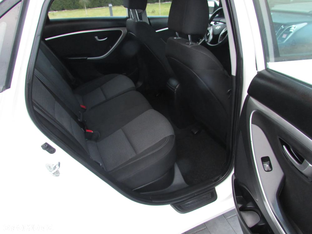 Hyundai i30 1.4 Fifa World Cup Edition - 12