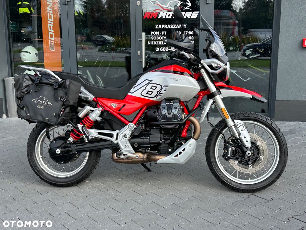 Moto Guzzi V85 - 3