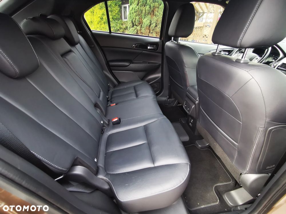 Mitsubishi Eclipse Cross 4WD Top - 17