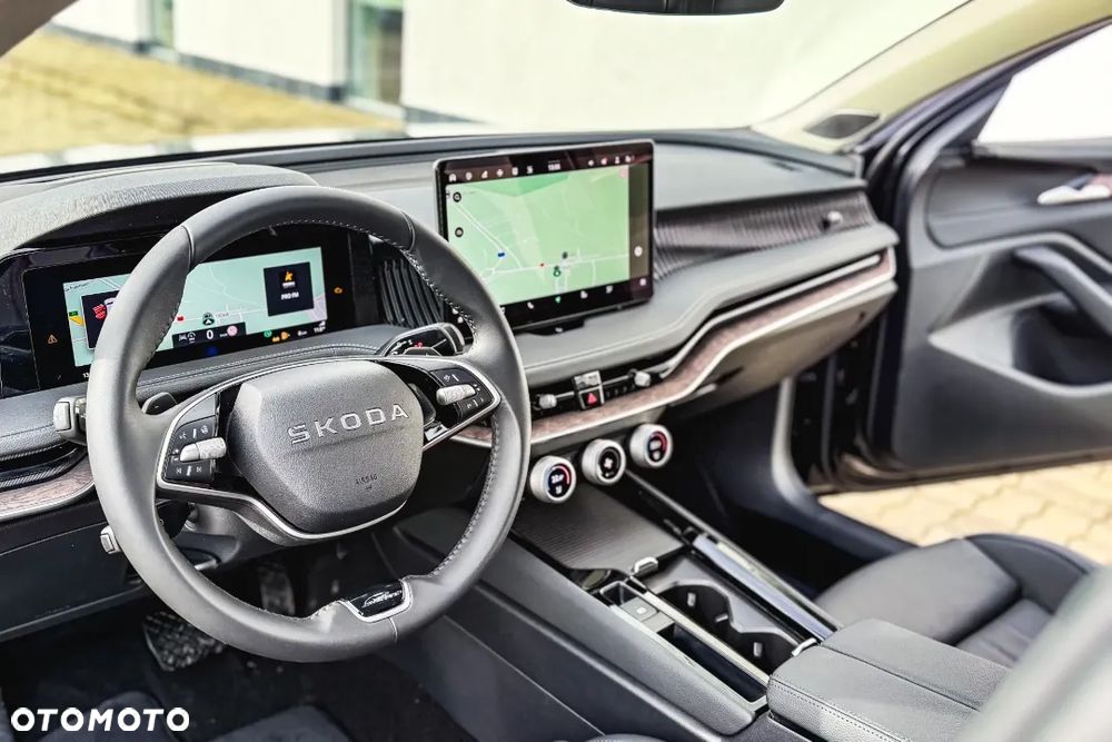 Skoda Superb 2.0 TSI L&K DSG - 14