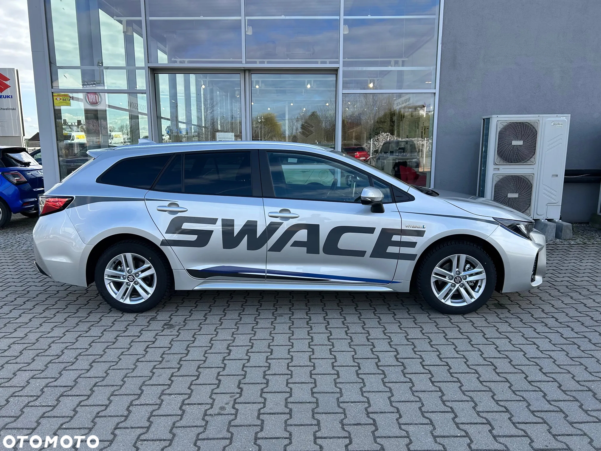 Suzuki Swace 1.8 Hybrid Premium Plus CVT - 4