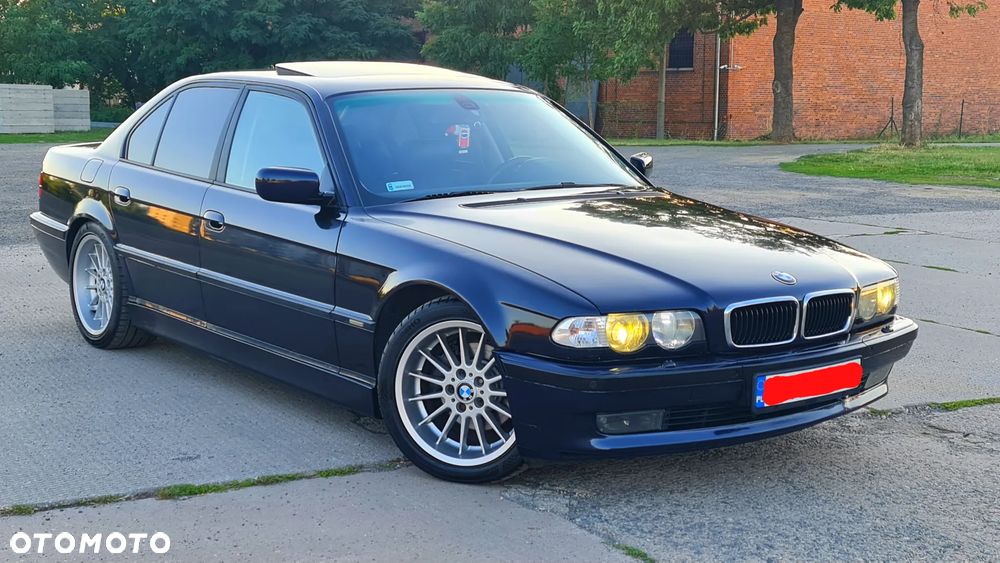 BMW Seria 7 - 1