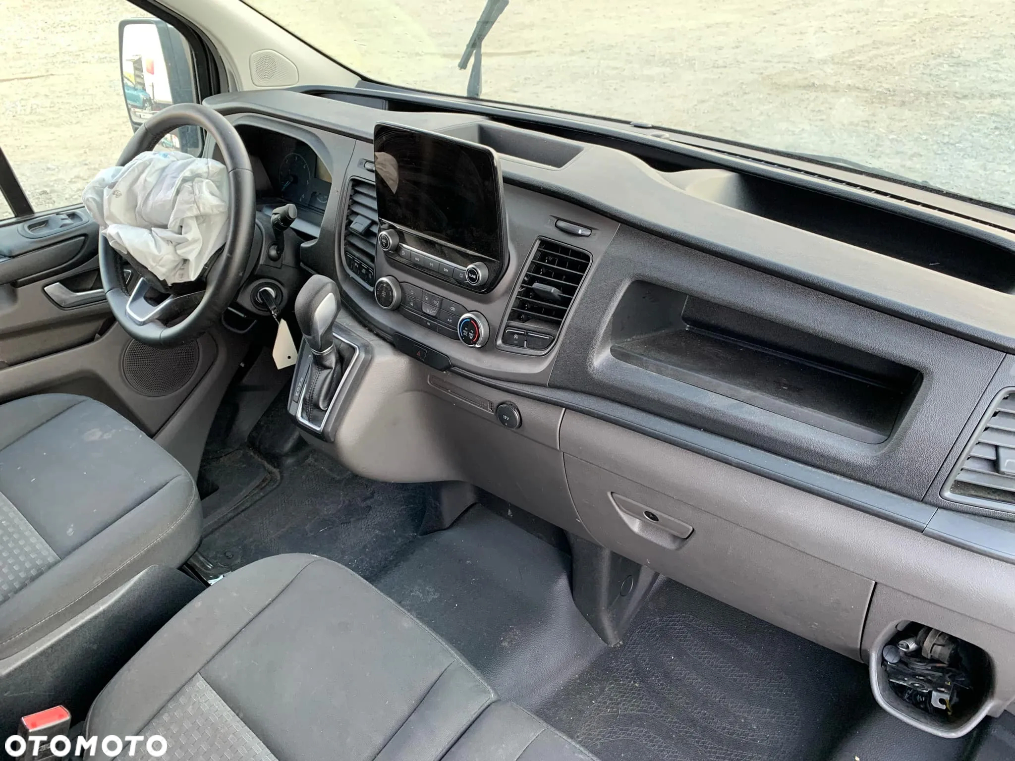 Ford Transit CUSTOM _ 2023r _ AUTOMAT _ 2.0 EcoBlue - 13