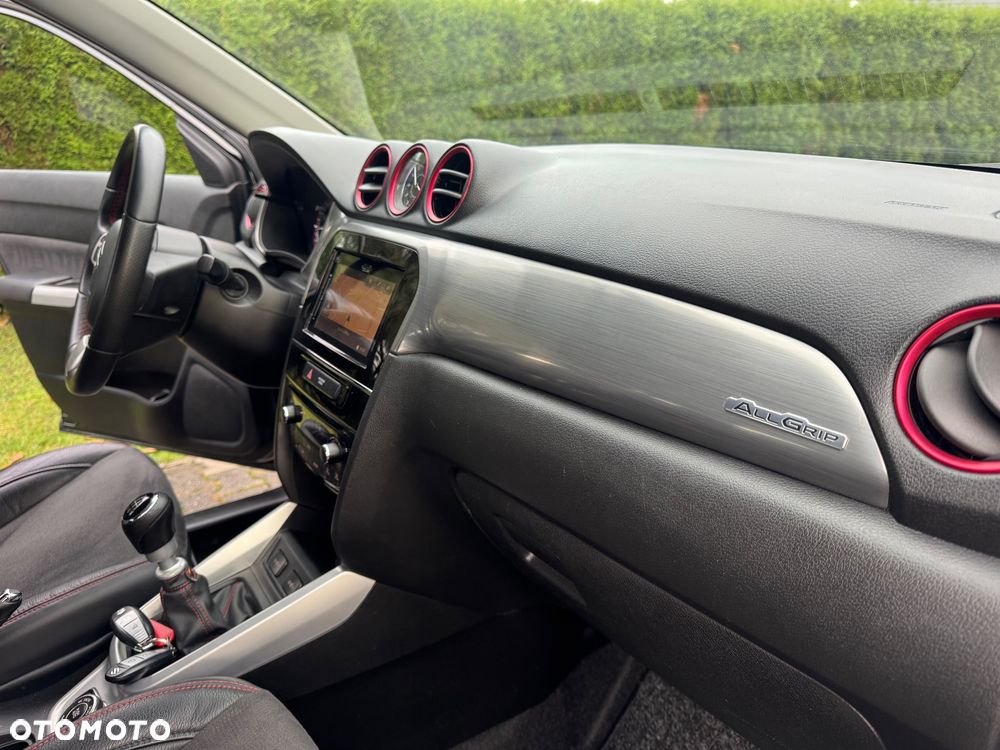 Suzuki Vitara 1.4 Boosterjet Premium 4WD - 28