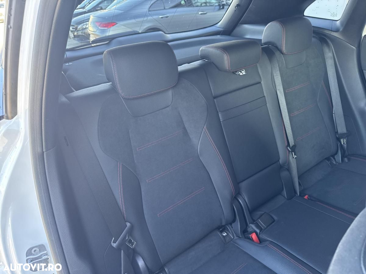 Mercedes-Benz GLA 250 e - 14