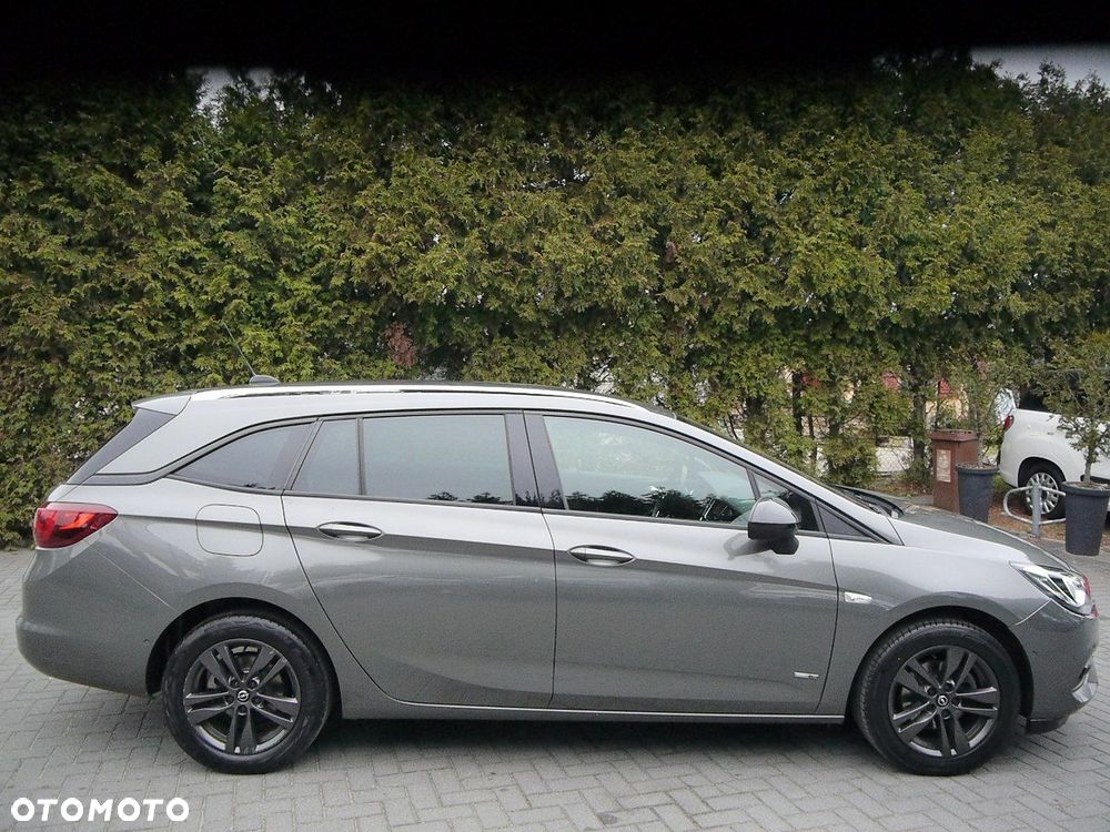Opel Astra 1.2 T Elegance S&S - 11