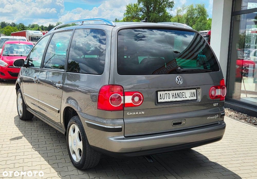 Volkswagen Sharan - 4
