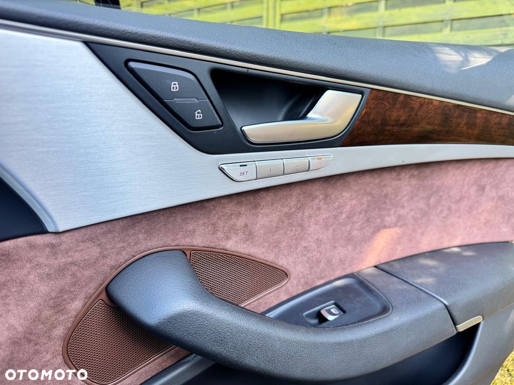 Audi A8 4.2 TDI Quattro - 31