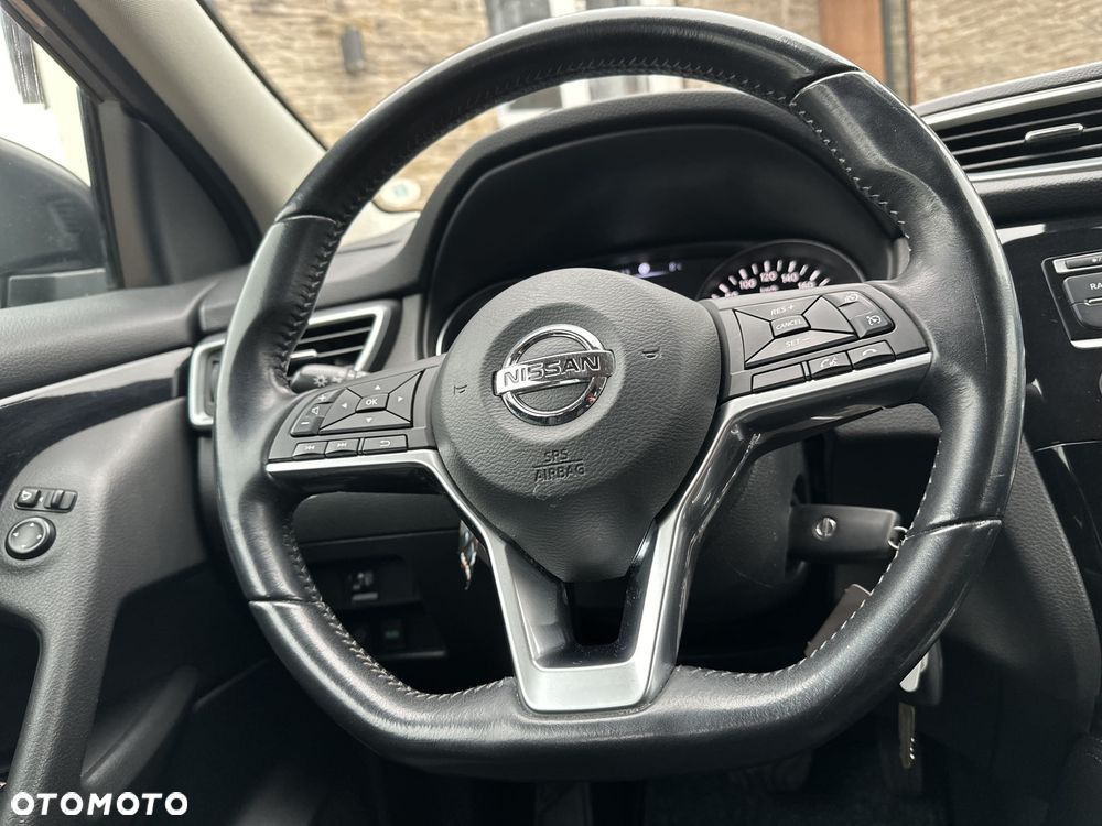 Nissan Qashqai 1.6 DCi Xtronic ACENTA - 16