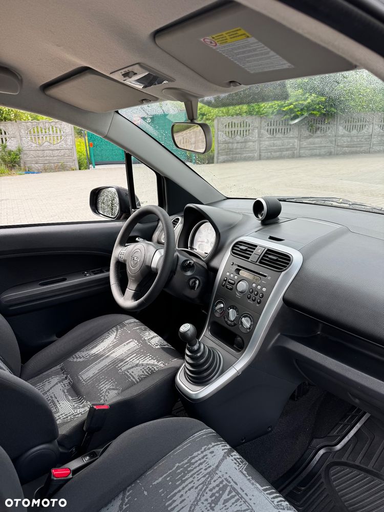 Opel Agila - 16