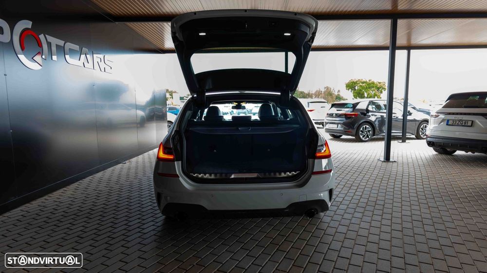 BMW 330 e Touring Pack Desportivo M Pro Auto - 13