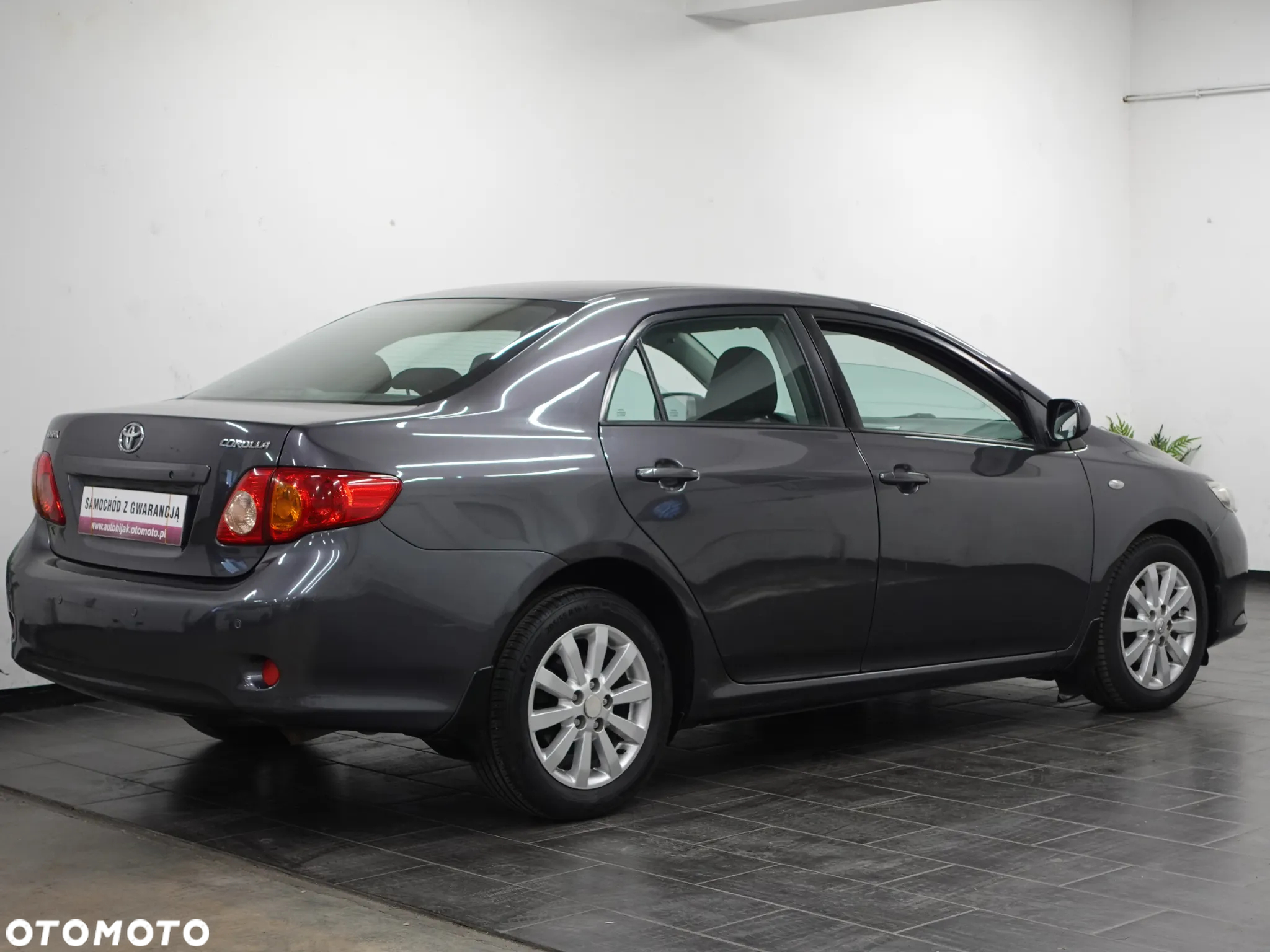 Toyota Corolla 1.6 Luna - 9