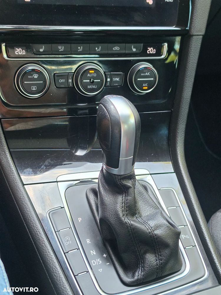Volkswagen Golf 1.5 TSI ACT DSG Join - 23
