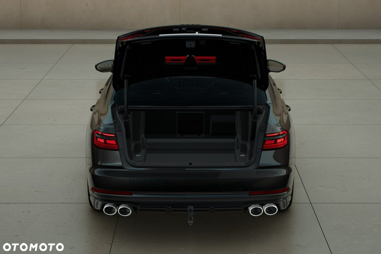 Audi S8 - 5