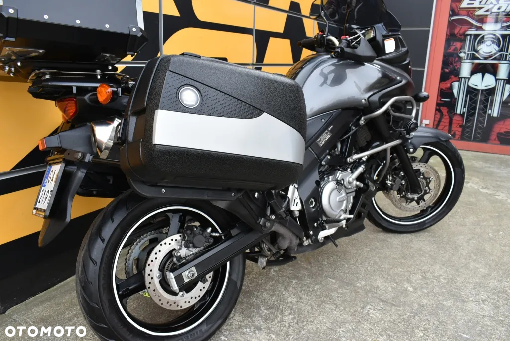 Suzuki V-STROM - 27