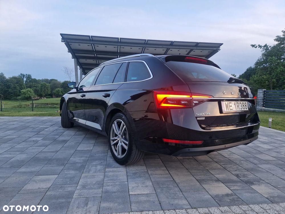 Skoda Superb 2.0 TDI SCR Style DSG - 13
