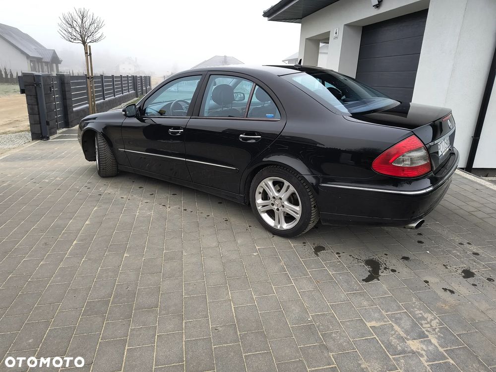 Mercedes-Benz Klasa E 320 CDI 7G-TRONIC Avantgarde BusinessEDITION - 5