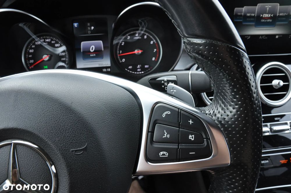 Mercedes-Benz Klasa C 200 4-Matic 9G-TRONIC - 17