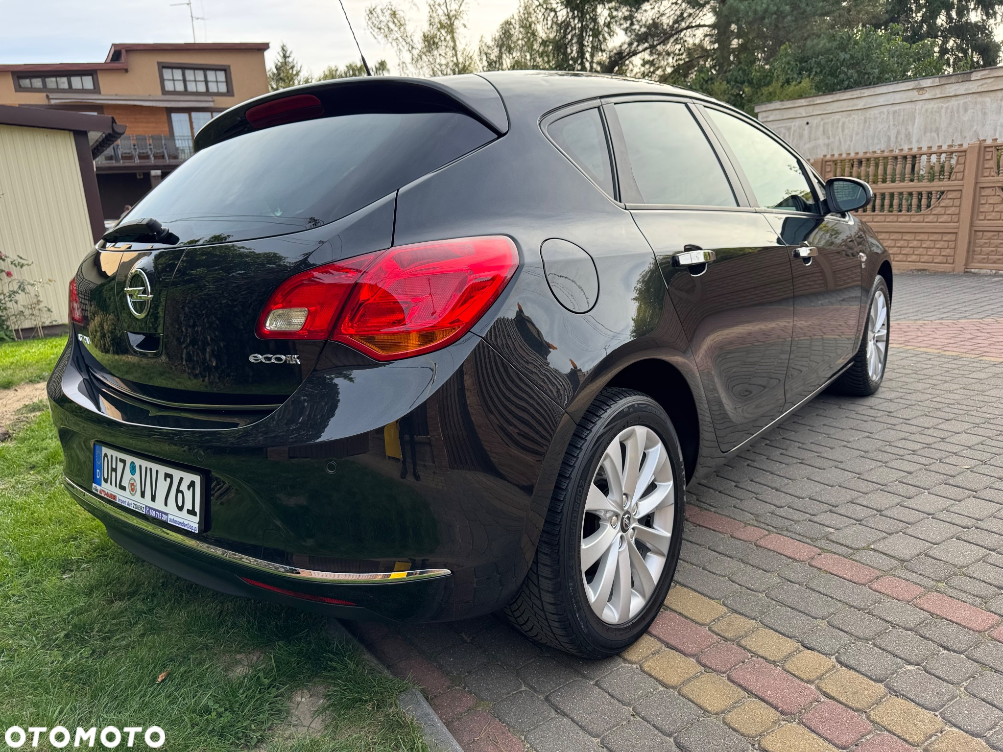Opel Astra 1.4 150 Jahre - 7