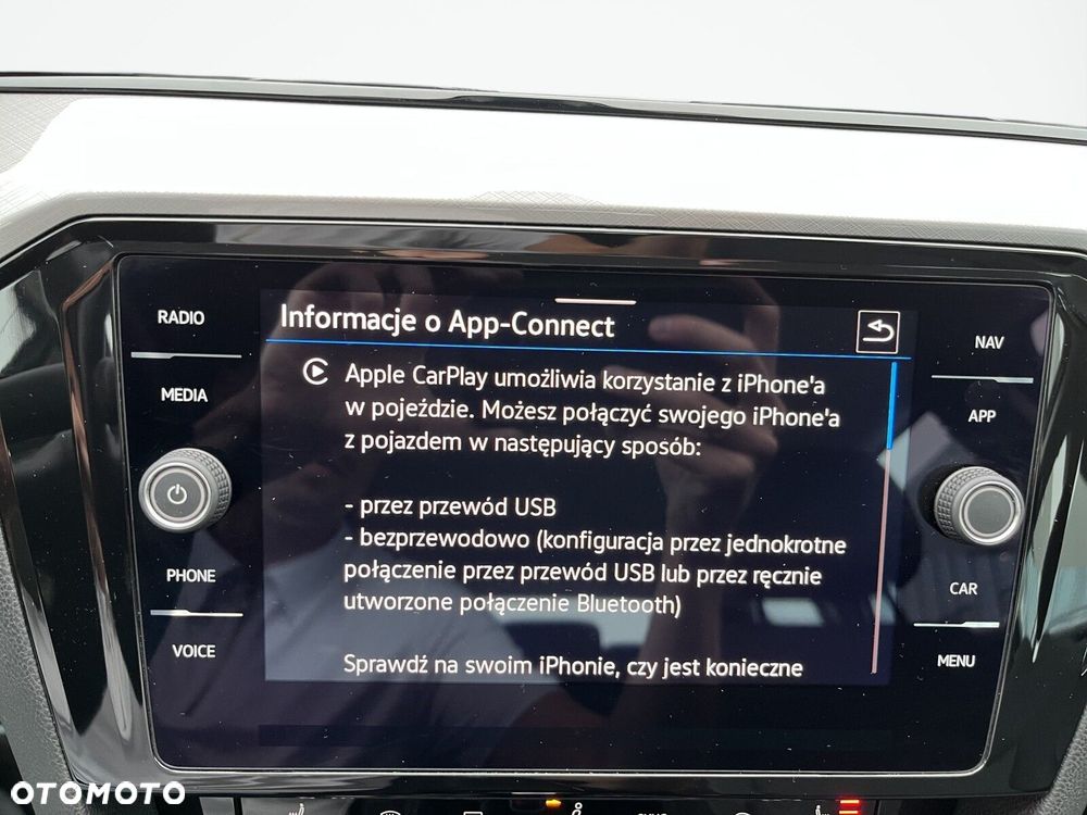 Volkswagen Passat - 32