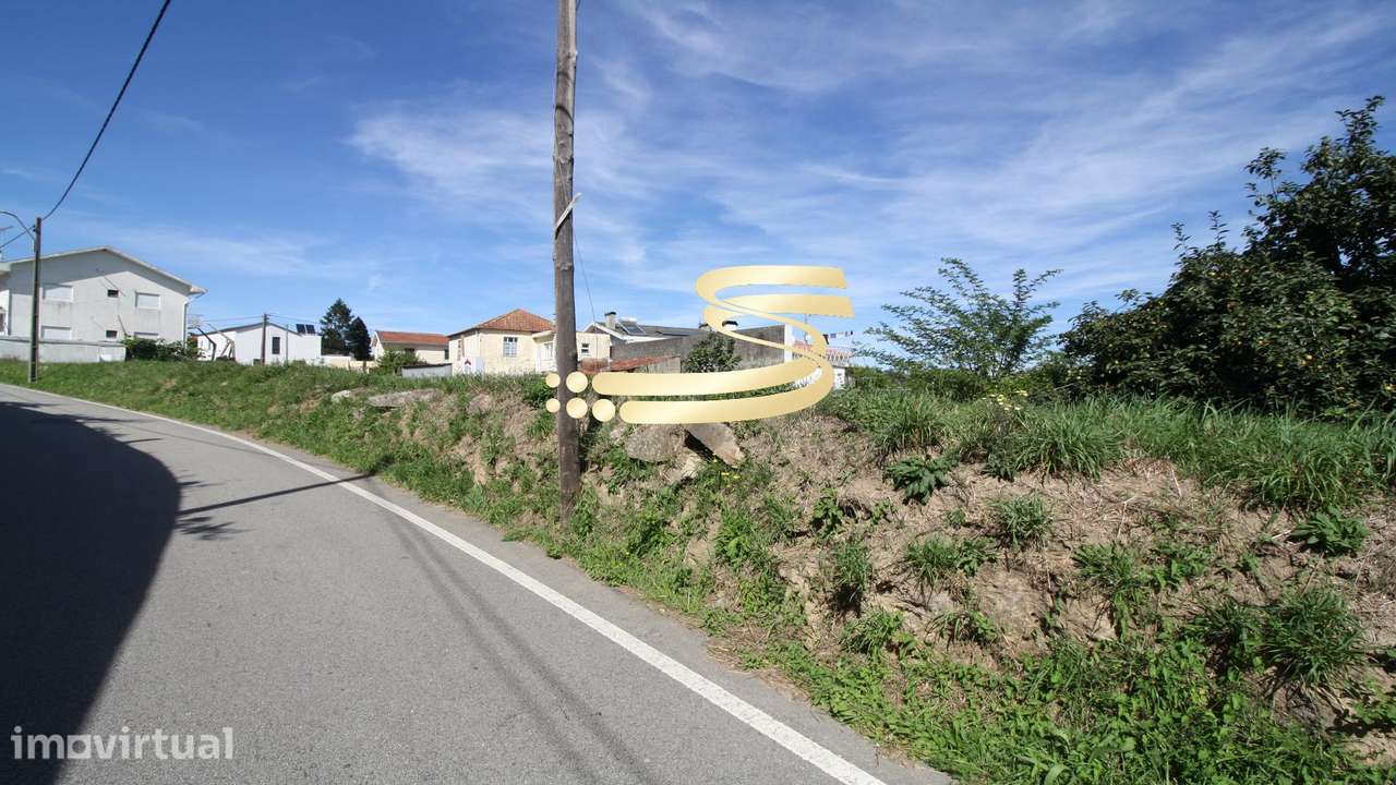 Terreno Urbano em Stª Maria da Feira - Grande imagem: 3/4