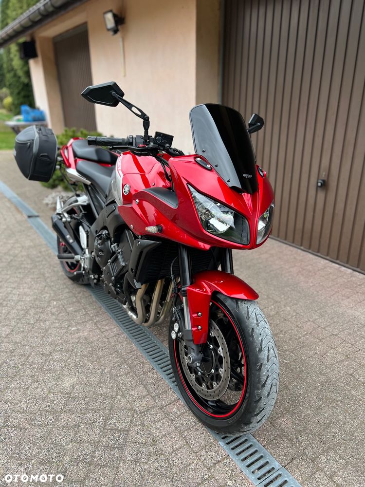 Yamaha FZ - 2