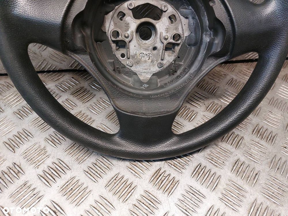 KIEROWNICA BMW E87 118d 6763076 - 5