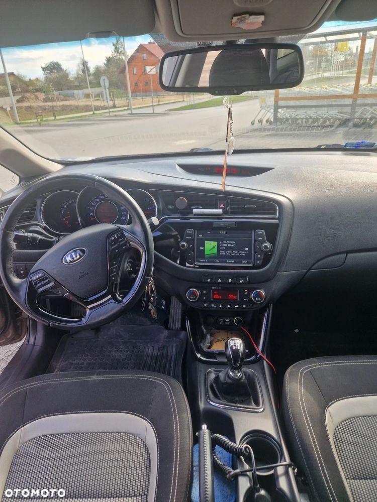 Kia Ceed 1.6 GDI L Business Line - 6