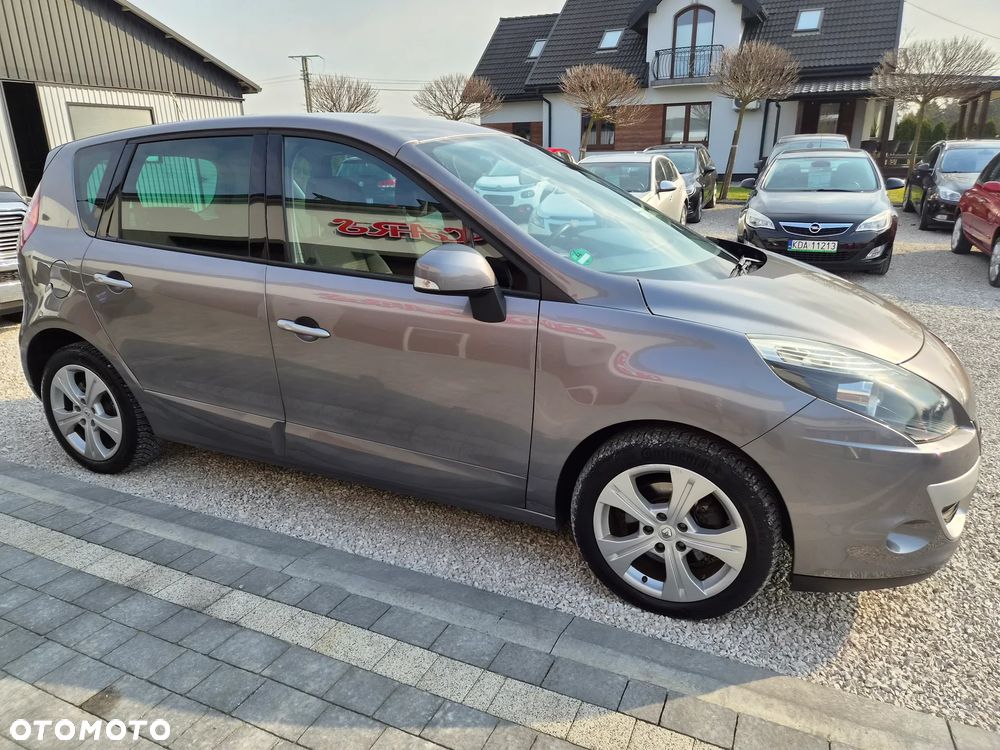 Renault Scenic - 11