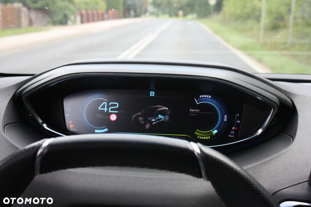 Peugeot 3008 Hybrid4 300 e-EAT8 GT - 39