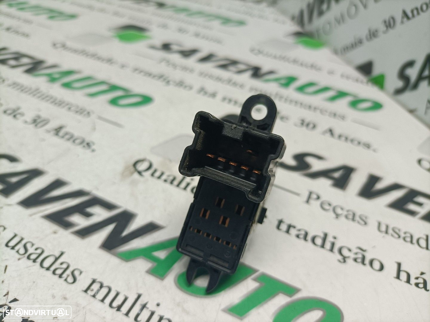 Botão / Botões / Comutador Vidro Dto Nissan Qashqai / Qashqai +2 I (J1 - 3