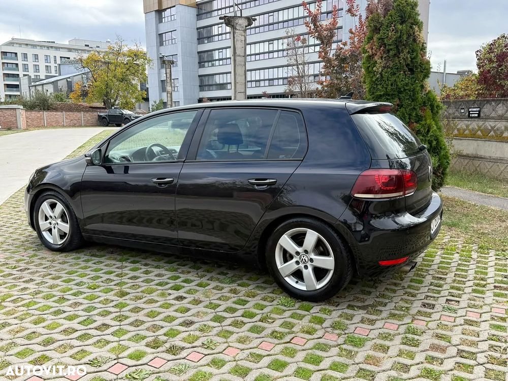 Volkswagen Golf 2009 photo 3
