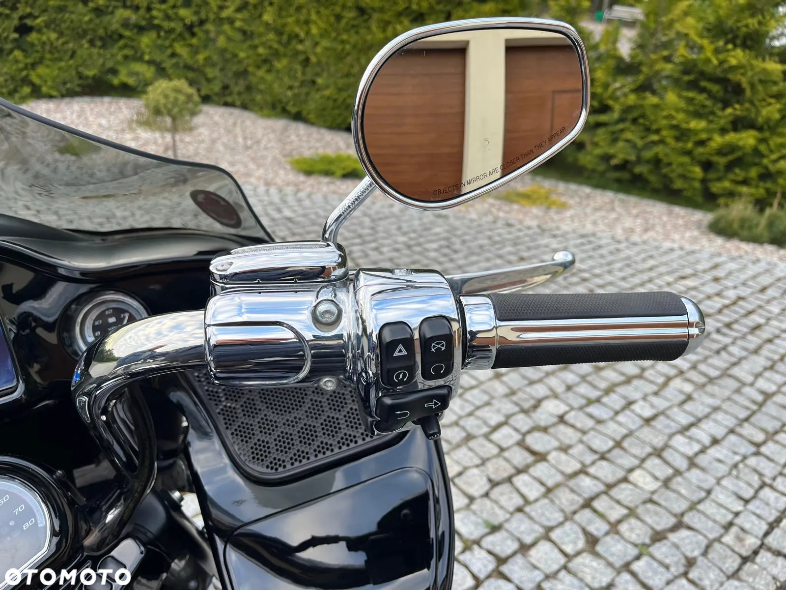 Harley-Davidson Touring Road Glide - 14