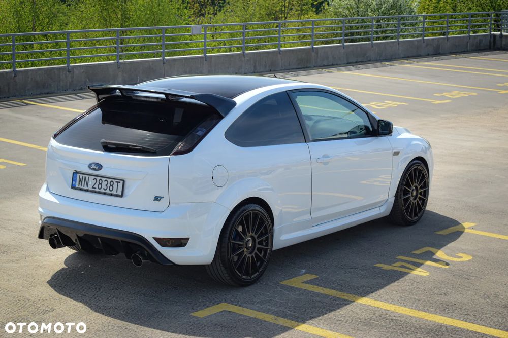 Ford Focus 2.5 ST - 1