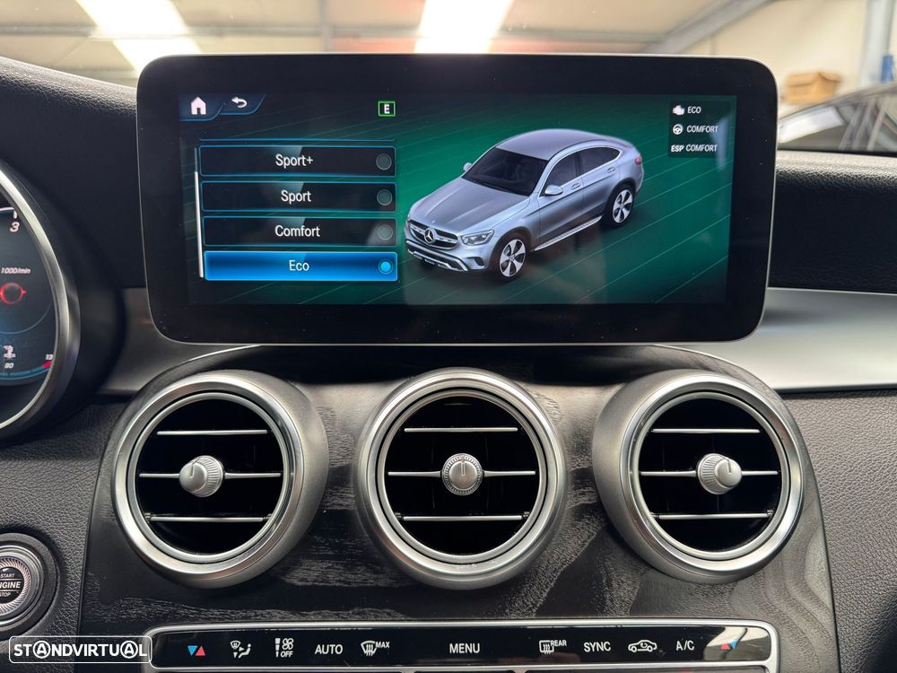 Mercedes-Benz GLC 300 d 4Matic - 38