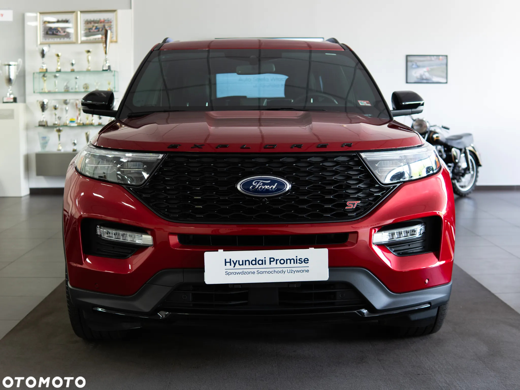 Ford Explorer - 2