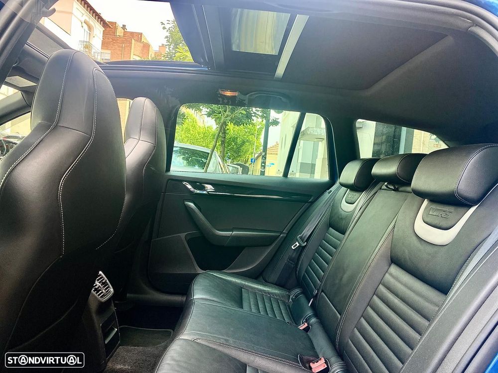 Skoda Octavia 2.0 TDI RS DSG - 27