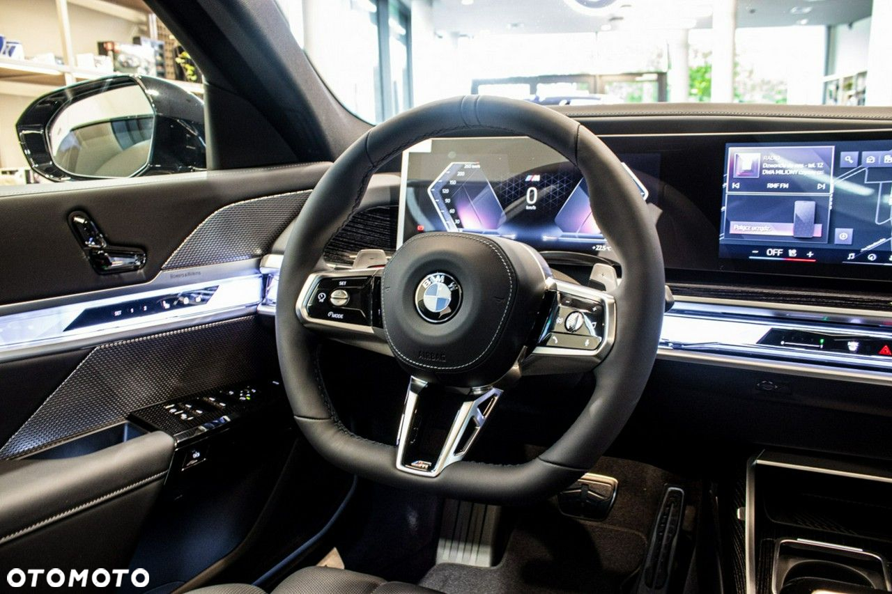 BMW Seria 7 - 16