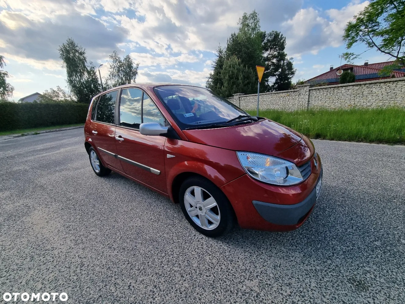 Renault Scenic 1.6 Confort Privilege - 4