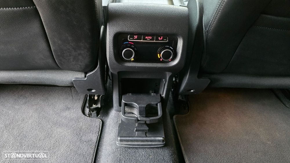 VW Sharan 2.0 TDI Highline DSG - 42